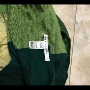 Max studio very soft green yellow cashmere infinite scarf